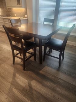 Round To Square Dining Table With 6 Chairs