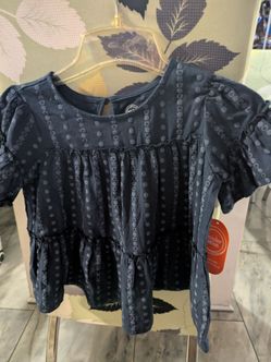 Girl's top Medium