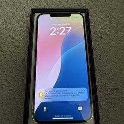 Silver iPhone 12 Pro Max 128gb AT&T 