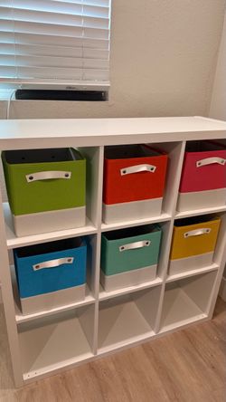 White Cube Storage Shelf with Fabric Bins