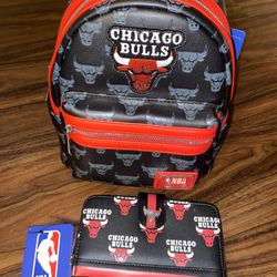 Loungefly NBA Chicago Bulls Logo Mini Backpack & Matching Wallet. NWT