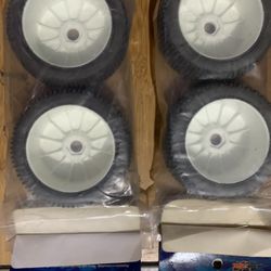 R,C,,2 sets of tires Like New,And  Proline 1/8 tires, 2 sets ,