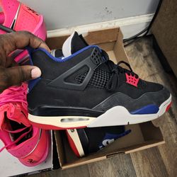 Air Jordan 4