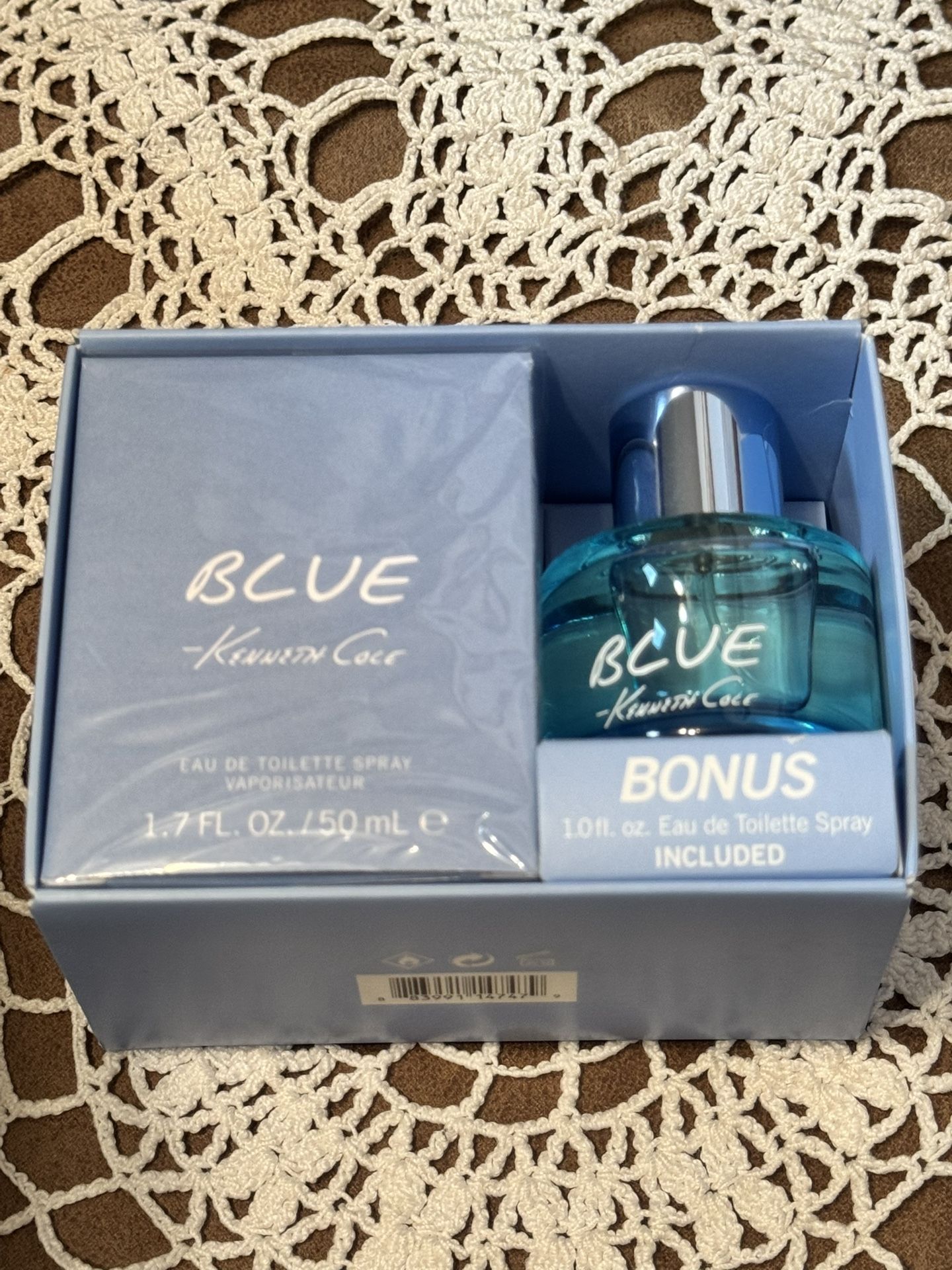 Kenneth Cole Blue
