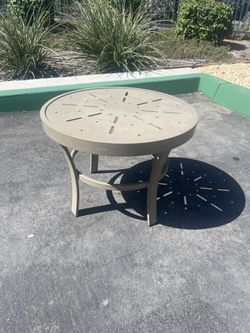 Pool Lounge Chair & Table