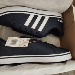 Adidas VS pace samba  size 10 leather shoes