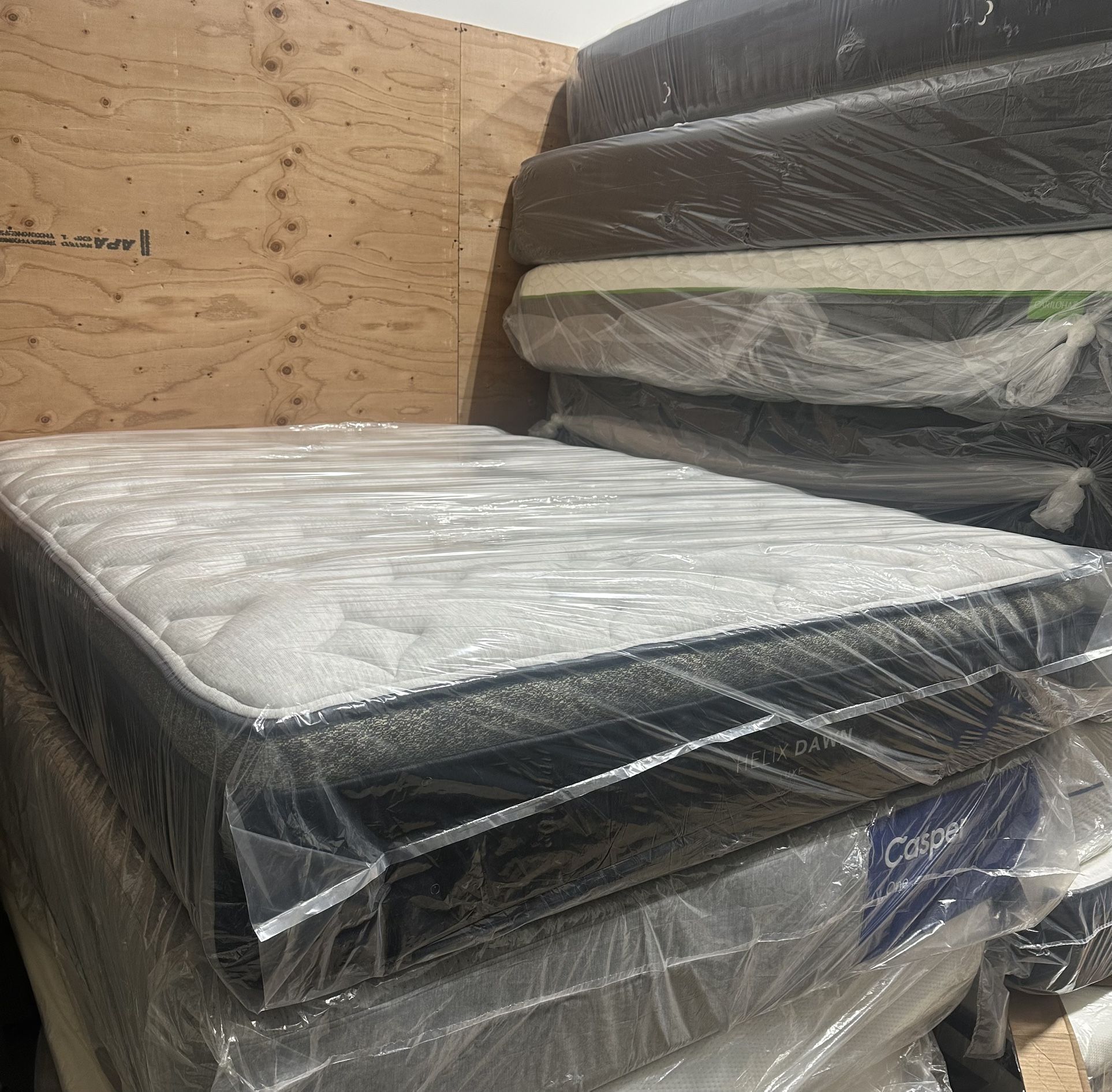 Helix Dawn Luxe Queen Mattress
