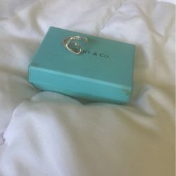 Tiffany & Co. Elsa Peretti Open Heart Ring