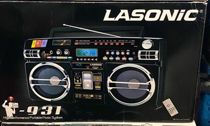 Boom box… ghetto blaster…