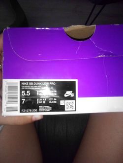 Nike SB dunk low pro (size 5.5)