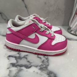 Nike Low Dunk Size 8 Toddler 
