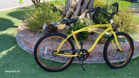 3G Isla Vista Mens Beach Cruiser Like New 26"