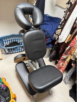 Portable massage chair