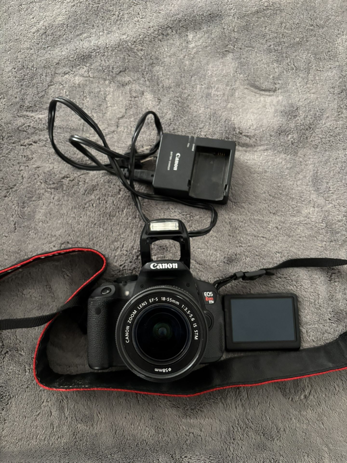 Canon EOS rebel T5i 