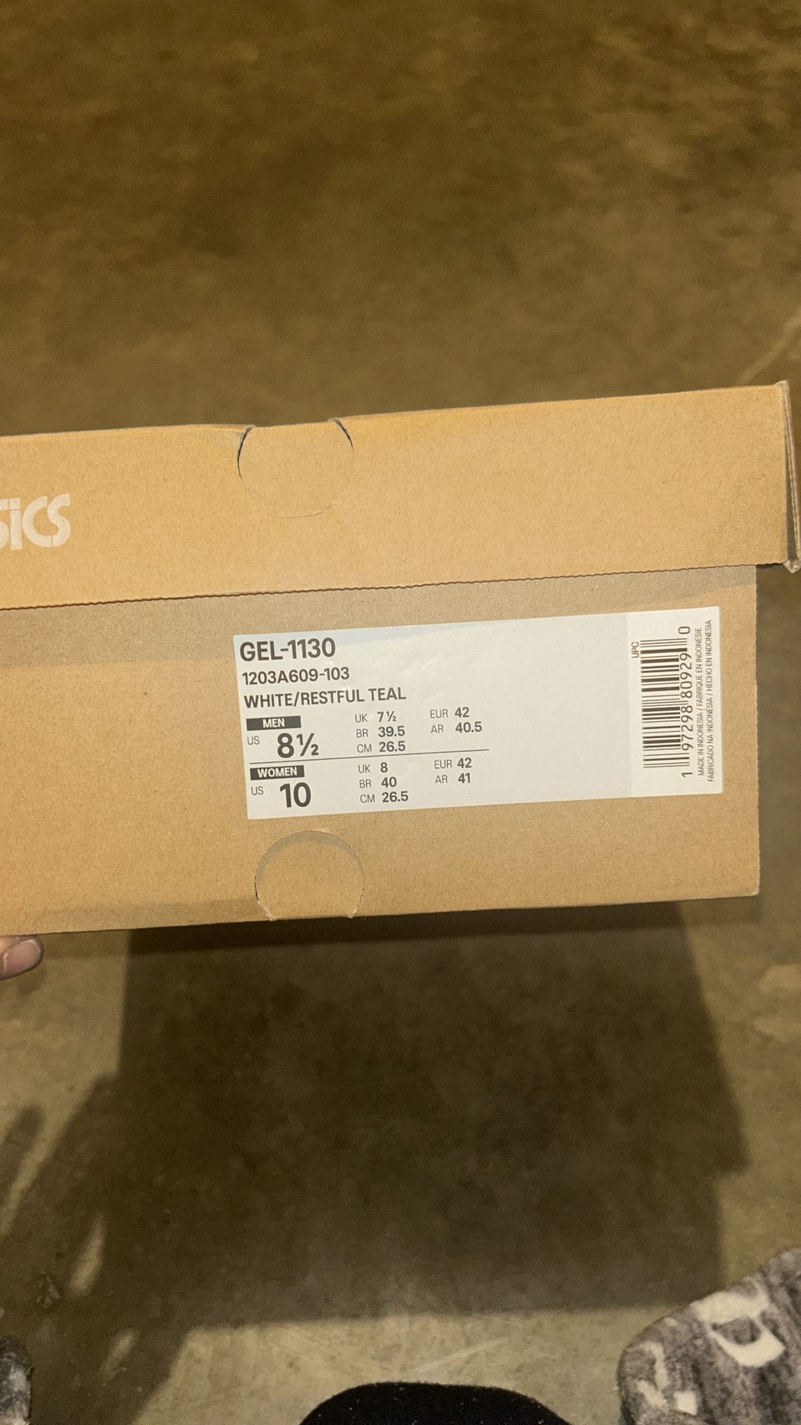 Men’s Asics size 8.5