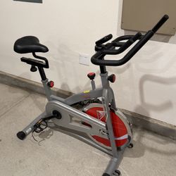 Sunny Health & Fitness SF-B1421 Indoor Cycling Bike