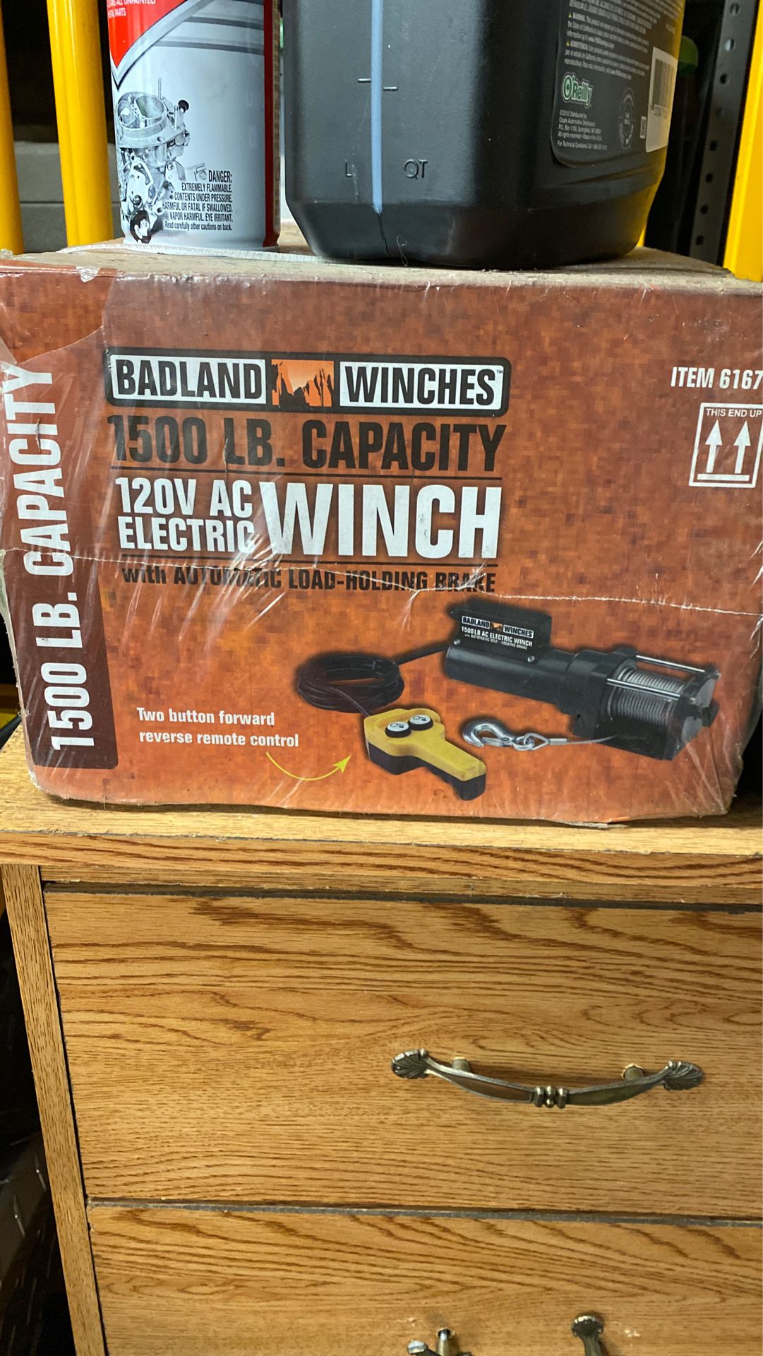 1500lbs badlands winch never used