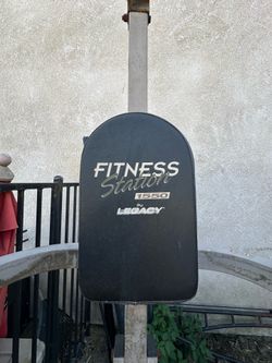 It’s a pull up station and leg raise