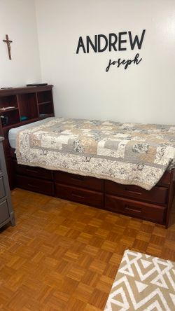 Twin Bed with Drawers