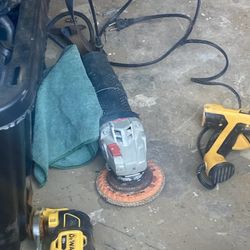 Boush Heavy Duty Corded Variable Speed angle Grinder
