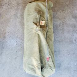 VINTAGE SLEEPING BAG