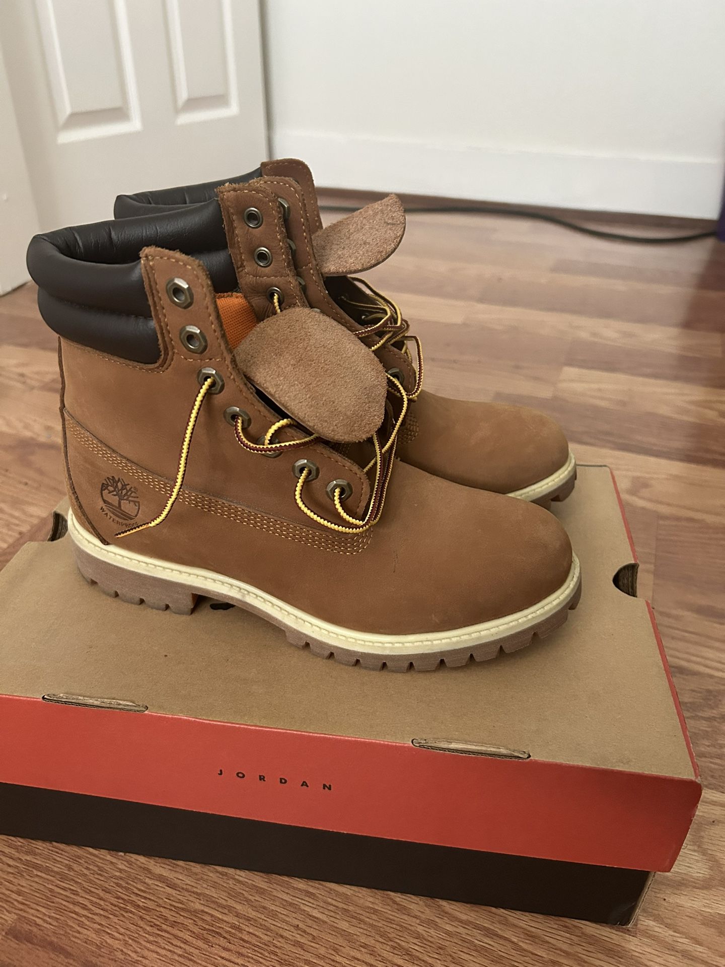 Timberland US7 Only Worn Once