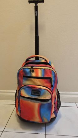 Backpac with wheels, several zipered
