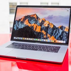 Apple MacBook Pro 2017 15”