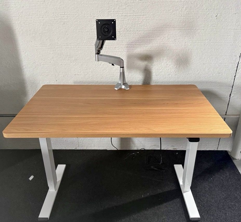 Adjustable Standing Desks