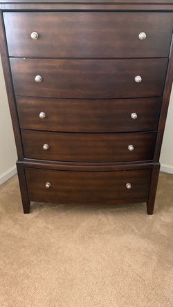 CHEST DRESSER $0!!!