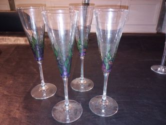 Vintage Wine Glasses Set Of (4)
