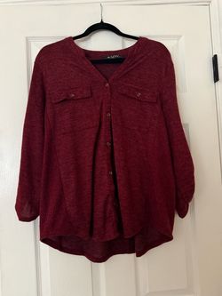 AUW Women's Burgundy Button-Front Top