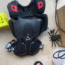 Leatt Chest Protector