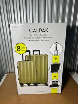 NEW CALPAK Evry 8-Piece Hardshell Luggage Set - Green