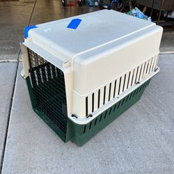 Large Dog Or Pet Animal Crate Carrier 27 X 19 X 22 Inches