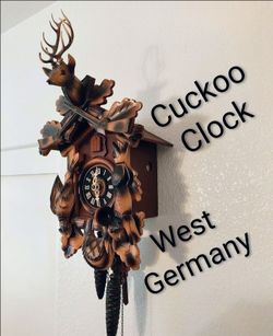 WEST GERMANY HUNTERS-STYLE CUCKOO CLOCK (1-day)