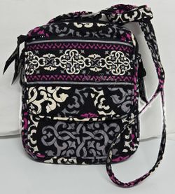 Canterbury Magenta/Black Quilted Vera Bradley Hipster Crossbody (Like New)
