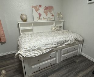 Bedroom Set