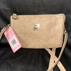 Stone Mountain Crossbody