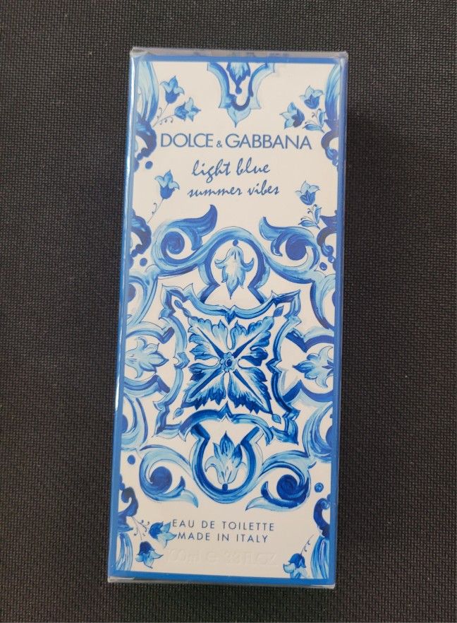 DOLCE & GABBANA LIGHT BLUE SUMMER VIBES