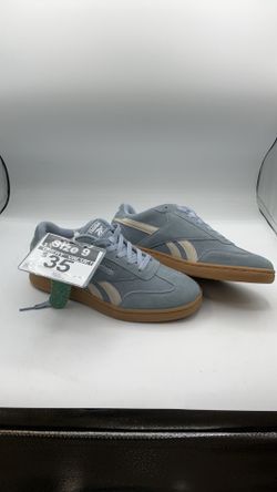 Shoe