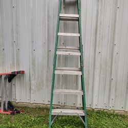 Louisville Ladder  7 Foot Fiberglass 