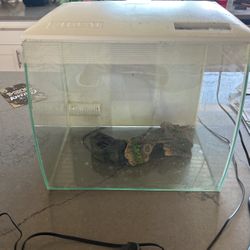Fluval 9 Gallon White Aquarium Kit