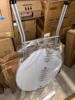 Tall foldable table