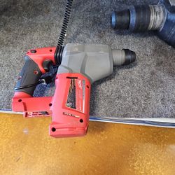 Milwaukee Rotohammer