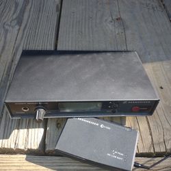 Sennheiser Wireless UHF