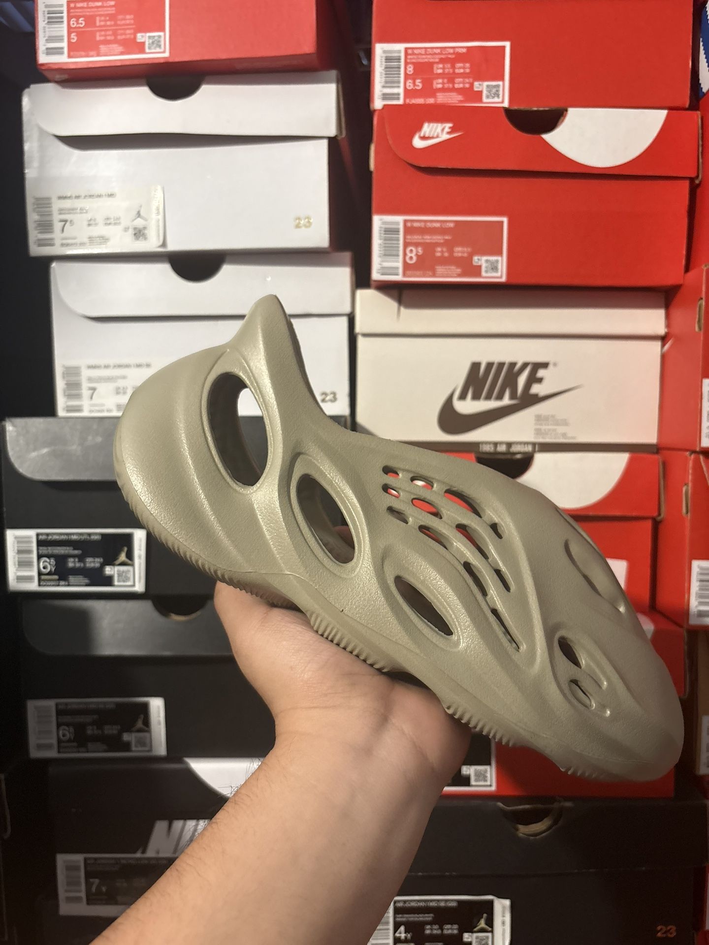 adidas gazelle silver green womens adidas Yeezy 500 Stone Salt – Court Order main image 0
