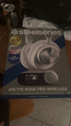 SteelSeries Arctis Nova Pro Wireless