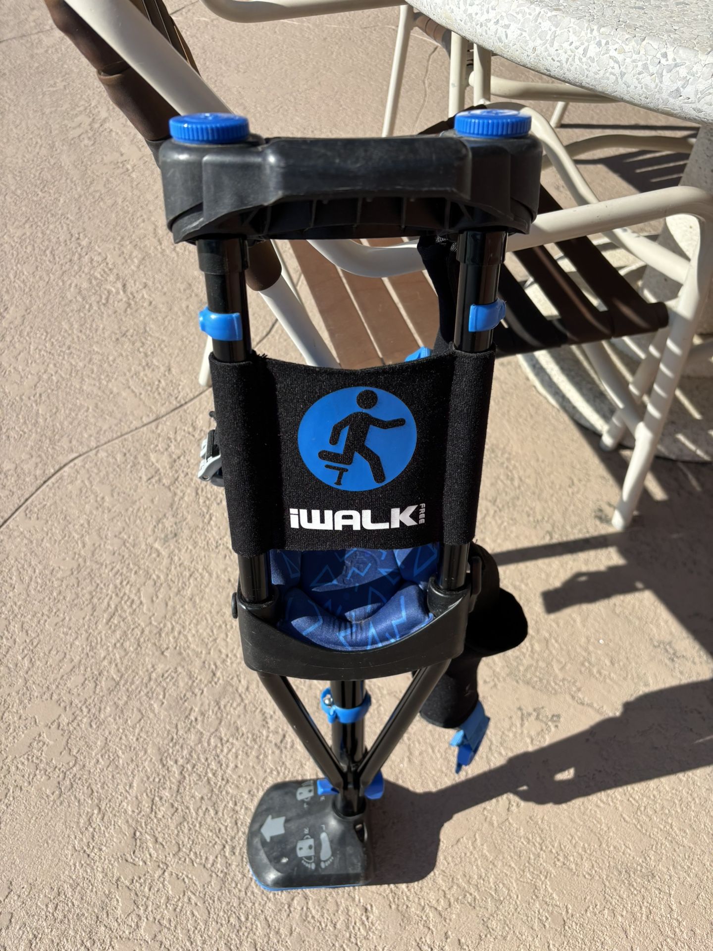 iWALK Hands Free Crutch