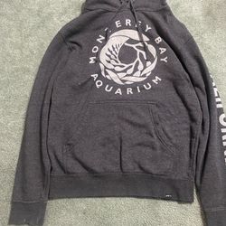 Monterey Bay Aquarium  Size m